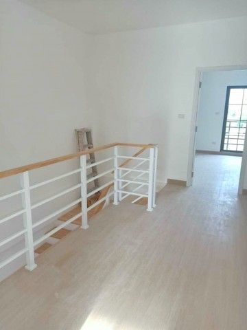 - เทศบาลตำบลบางสมัคร 200ม.บางปะกง อาคารพาณิชย์ 2 ชั้นให้เช่า 2นอน 3น้ำ ที่ดิน 38ตร.ว.พื้นที่ใช้สอย 150ตร.ม.เหมาะสำหรับค้าขาย ทำธุรกิจ สำนักงาน