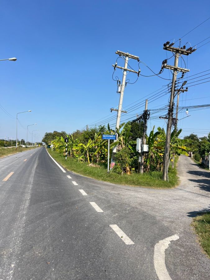 - ขายที่ดินแปลงใหญ่ 6 ไร่ ทำเลดี อ.หนองแค จ.สระบุรี ราคาเพียงไร่ละ 490,000 บาท ฟรีค่าโอนและภาษี