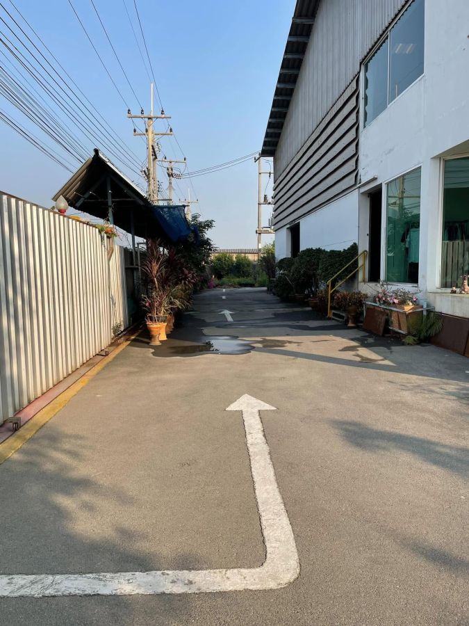 - ขาย/ให้เช่า โรงงานขนาด 1,552 ตร.ม. ต.บางน้ำจืด อ.เมืองสมุทรสาคร จ.สมุทรสาคร