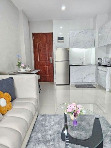- Condo CC2 ซอยเขาน้อยบุญสัมพันธ์ พัทยากลาง เฟอร์นิเจอร์เครื่องใช้ไฟฟ้าครบ