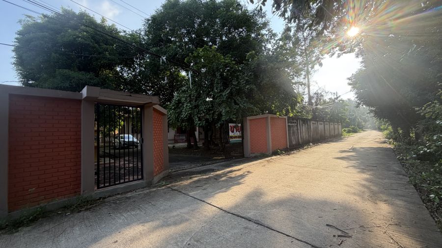 - ขายบ้านเดี่ยว 241 ตร.ว. บ้านสวน ร่มรื่น ใกล้วัดเกษไชโย ถนนอ่างทอง-สิงห์บุรี อ.ไชโย จ.อ่างทอง