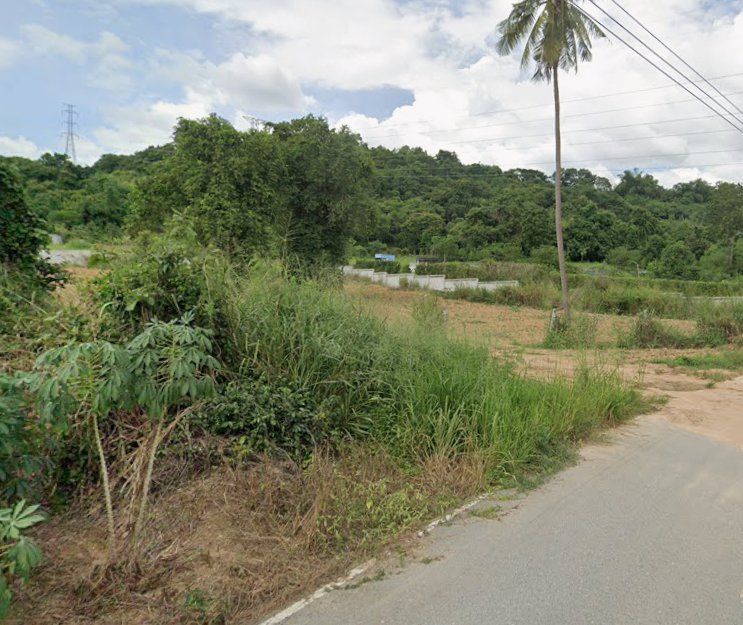 - ขายที่ดินบางเสร่ 92 ตรว. ติดถนนลาดยางติดวิวเขาสวย ซ.เทศบาลเกล็ดแก้ว ใกล้ถนน332-1.7กม. อ.สัตหีบ ชลบุรี