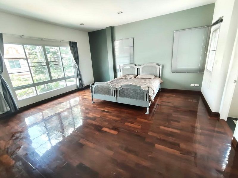 - ให้เช่าบ้านเดี่ยวอิมเมจเพลสสาย4 อำเภอสามพราน จังหวัดนครปฐม ที่ดิน 65.3 ตร.ว. (261.2 ตร.ม.) 4 ห้องนอน 3 ห้องน้ำ จอดรถ 2 คัน