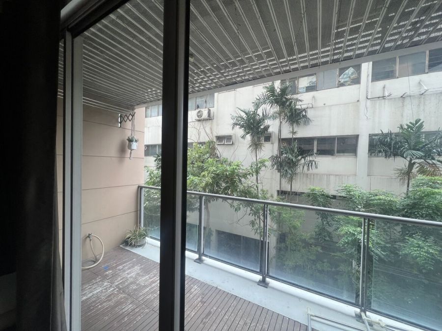 - ขายถูกคอนโดโครงการ The Lofts Yennakart เจ้าของขายเอง