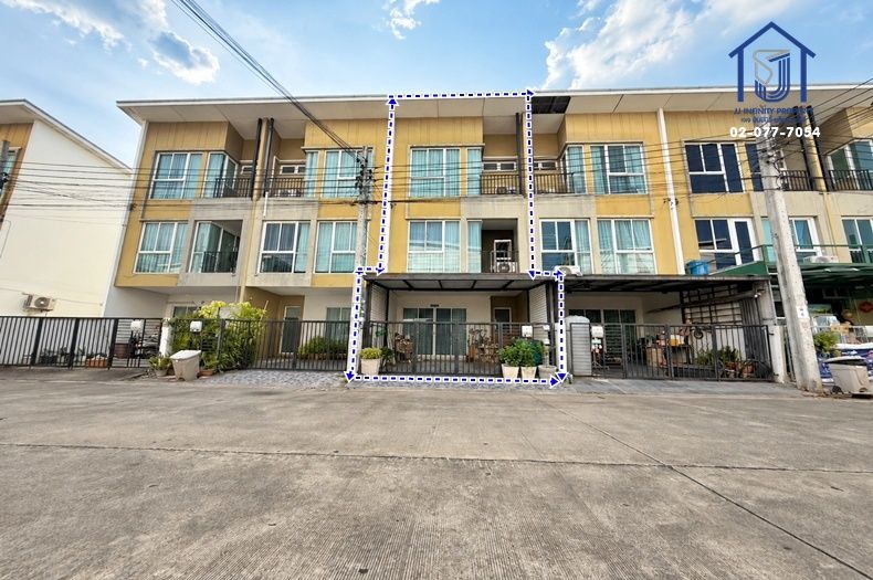 - ขายทาวน์โฮม 3 ชั้น หมู่บ้านเบล็ส ทาวน์ รามอินทรา 127 ใกล้ MRT, แฟชั่นไอส์แลนด์