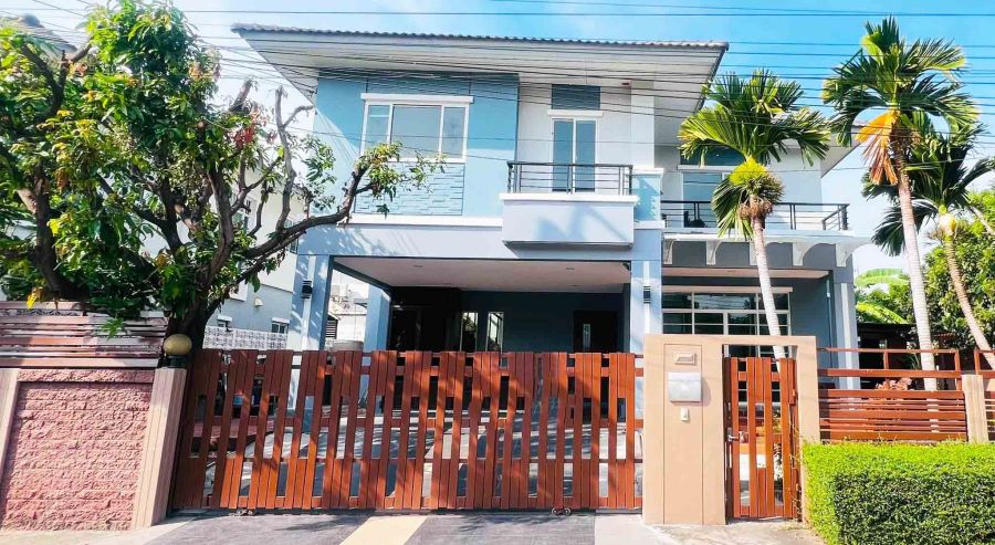 - บ้านเดี่ยว เดอะแพลนท์ บางนา ถนนกิ่งแก้ว ใกล้สนามบิน สุวรรณภูมิ